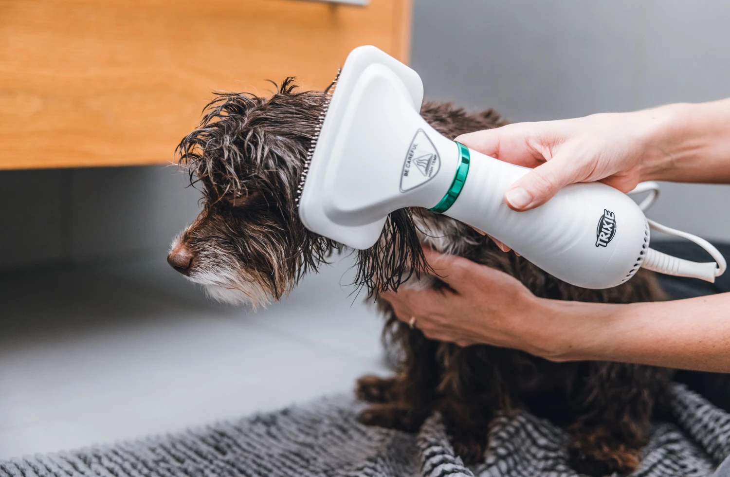 Trixie Brosse à Air Chaud 300w – Image 7